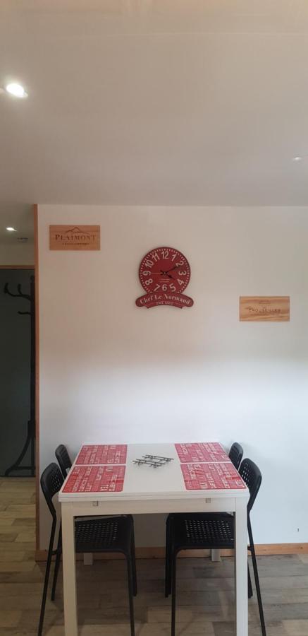 Cier De Riviere "Les Ours" Apartment Exterior photo